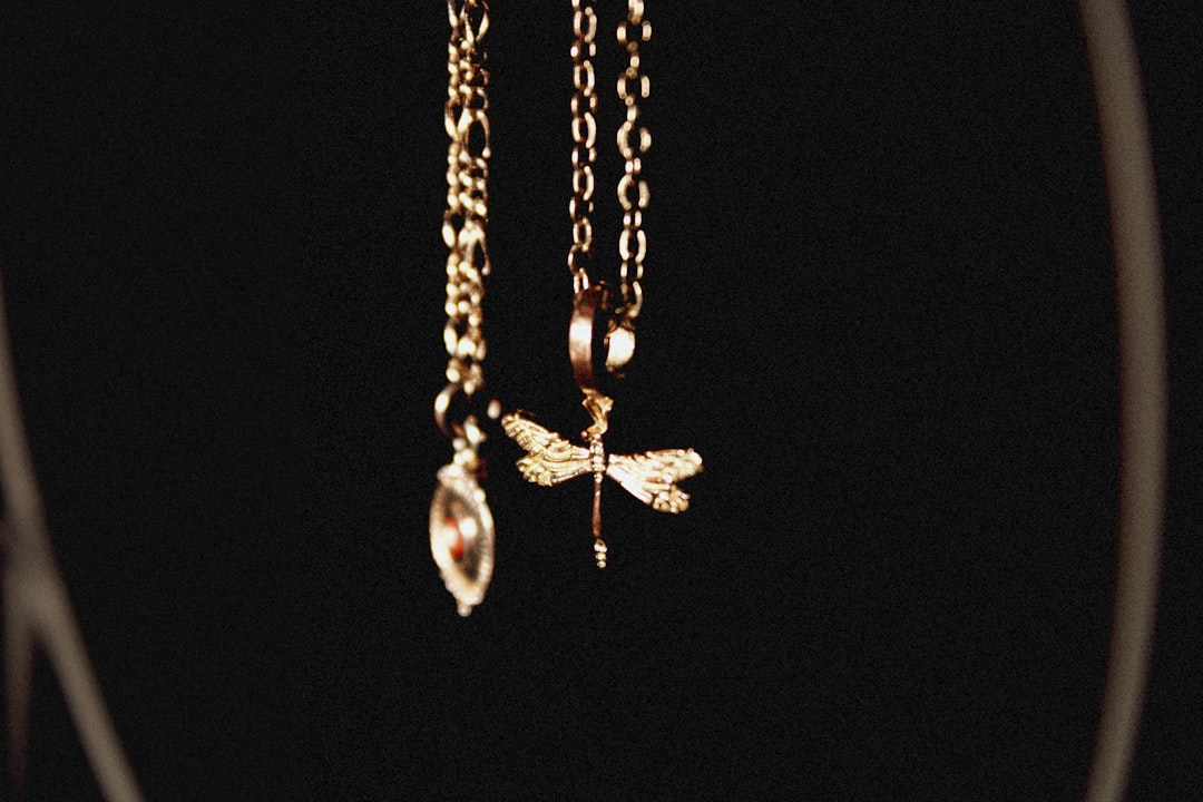 Photo Golden necklace